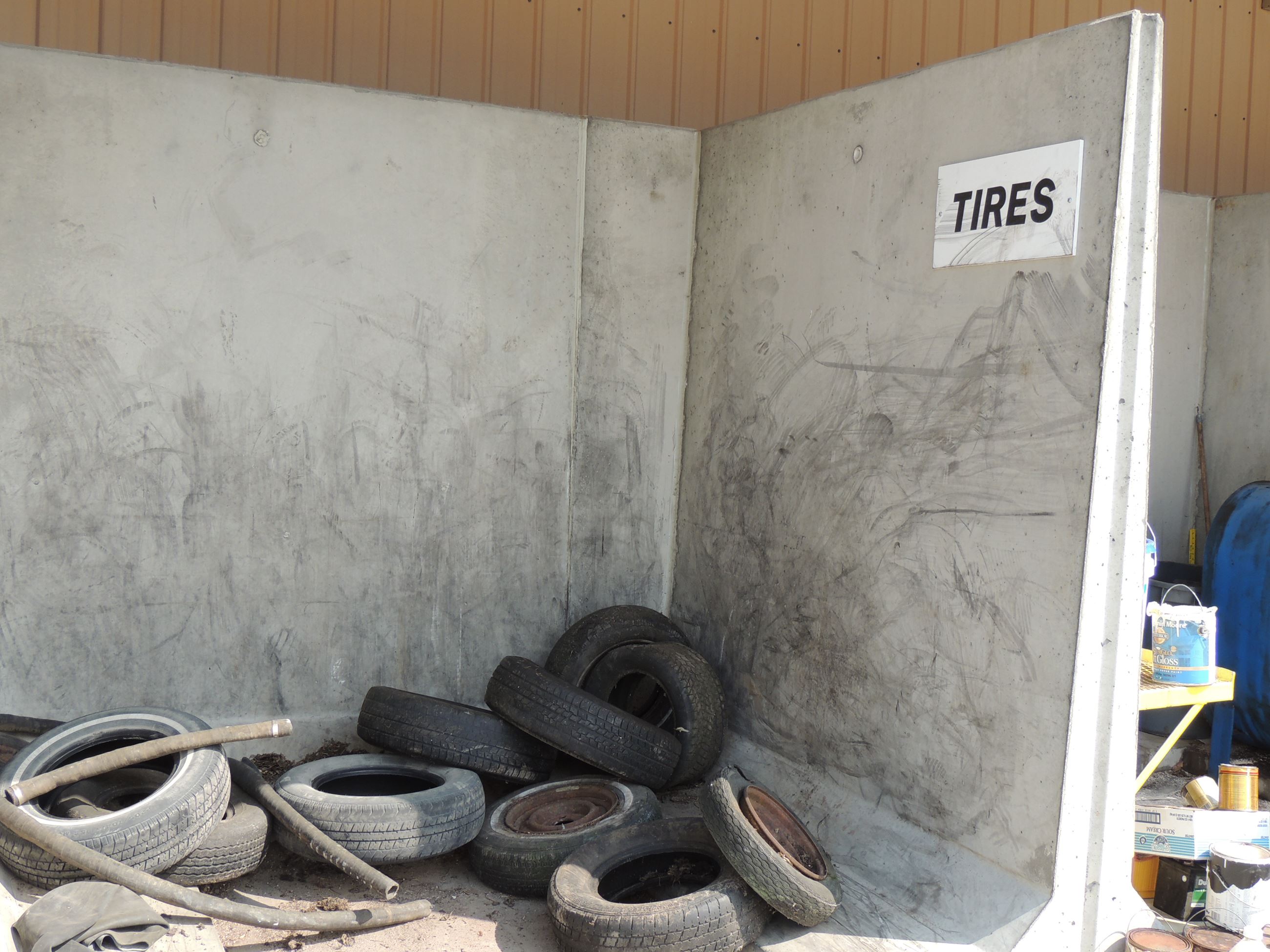 Tires Drop-Off Area